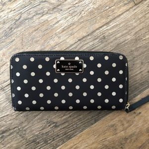 Kate Spade zipper wallet
